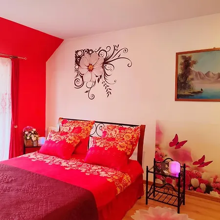Floral Apartament Apartment *